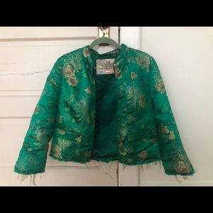 Women’s fashionable light jacket